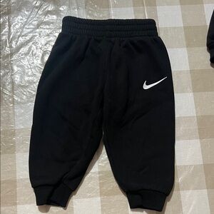 Nike Toddlers Black Sweatpants and Hoodie Set with White Logo